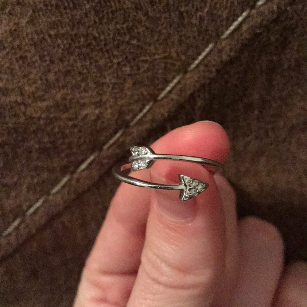 Sterling silver - diamond arrow ring